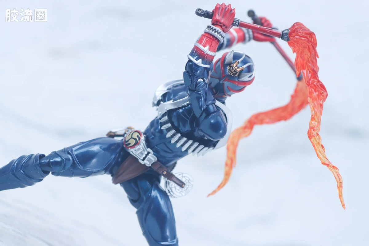 SHF 真骨雕假面骑士系列 假面骑士响鬼 20th Anniversary Ver. - 图片